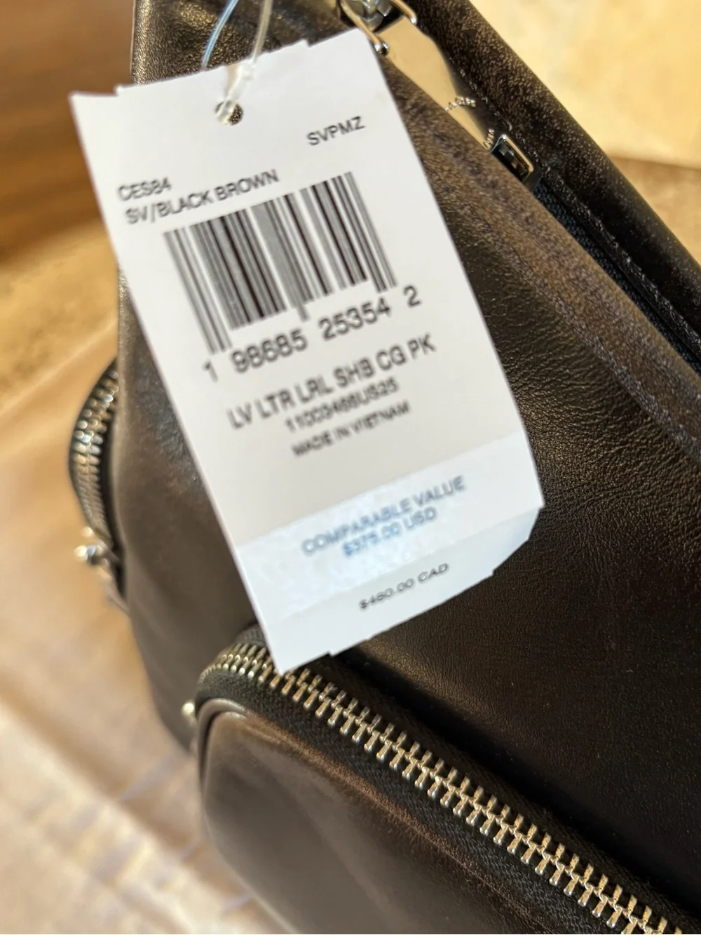 Coach compact black